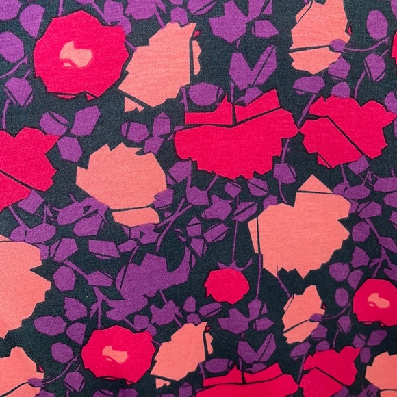 Lularoe Randy baseball T top size Medium - Picture 3 of 4